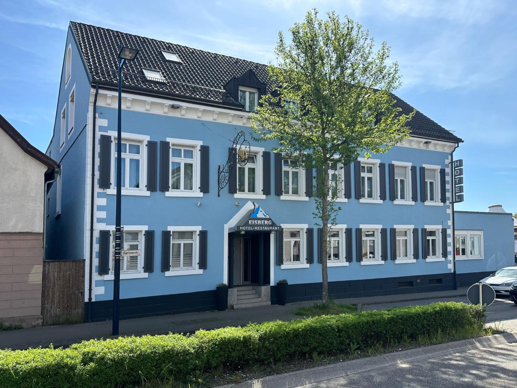 Eisberg Hotel Schwanen Lahr/Schwarzwald Extérieur photo